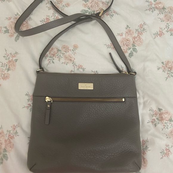 Kate Spade Gray Crossbody Bag with Gold Hardware - Picture 2 of 6